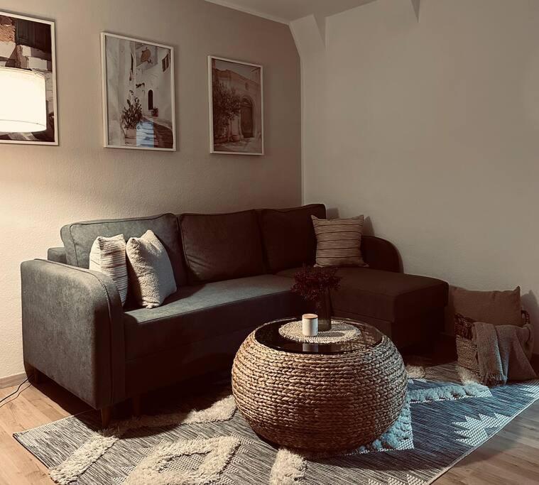 Gemuetliche Altstadtwohnung Mit Balkon Smart-Tv Erfurt Buitenkant foto